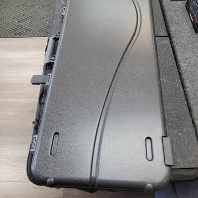 Fender Adam Clayton Jazz Bass Sherwood Green Metallic image 8