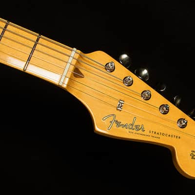 Fender American Vintage II 1957 Stratocaster image 3