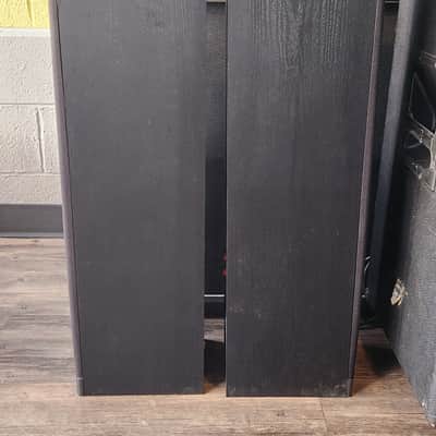 Klipsch RF10 Reference Series 2-Way 75-Watt Speaker Pair image 7