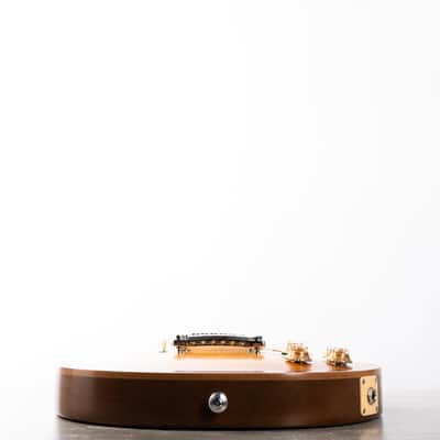 Gibson Les Paul Tribute Satin, Satin Honeyburst | Demo image 13
