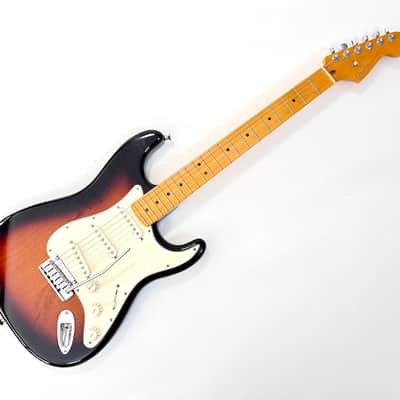 Fender Stratocaster American Deluxe V Neck 2011 Sunburst image 1