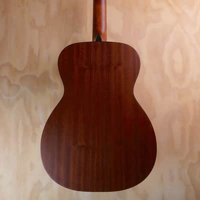 Eastman OM-02 Orchestra Model Acoustic Guitar in Natural, Gig Bag included image 4