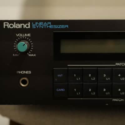 Roland D-550 Digital Piano Sound Module 1987 + PG1000 Programmer - Black