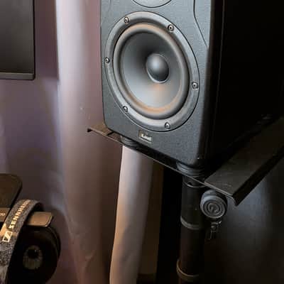 IK Multimedia iLoud Precision 5 - Pair image 4