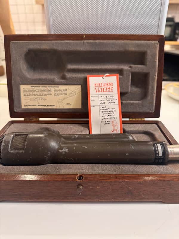 Electro-Voice 666 Supercardioid Dynamic Microphone