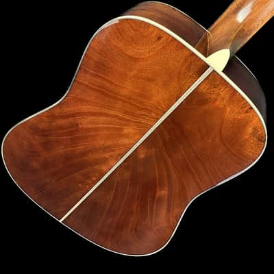 Mint Martin Custom Shop 41 Style Dread Adirondack/Sinker Mahogany 1933 Ambertone w/Case image 8