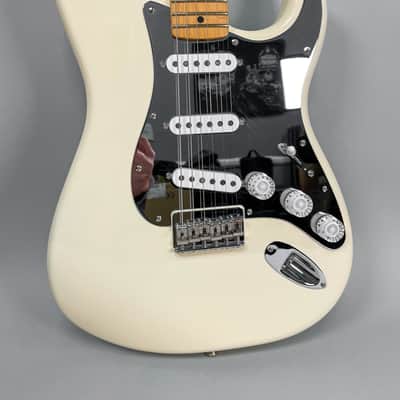 2022 Fender Nile Rodgers Hitmaker Stratocaster Olympic White w/HSC image 3