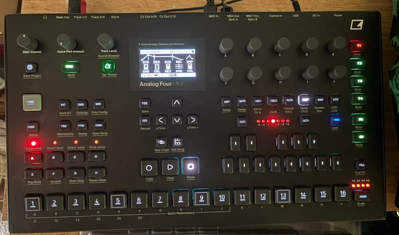 Elektron Analog Four MKII 4-Voice Tabletop Analog Synthesizer