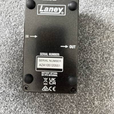 Laney Black Country Customs Monolith White / Red image 3