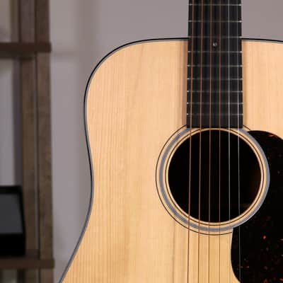Martin D-18 Authentic 1937 Dreadnought VTS - Ebony Fingerboard, Natural image 4
