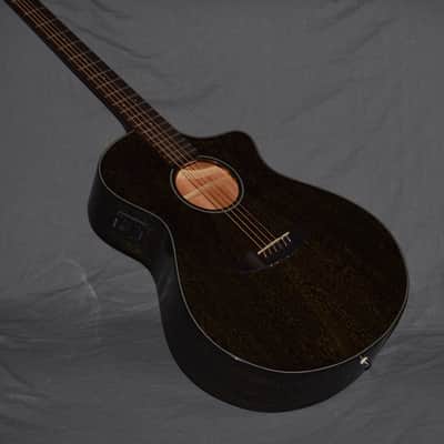 Breedlove Rainforest S Concert CE 2022 Black Gold image 3