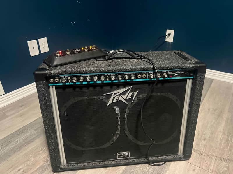 1991 Peavey Classic Chorus 212 Solid-State Combo Amp (w/ Original Scorpion Speakers) image 1