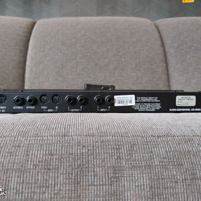 Alesis Quadraverb Plus Effects Processor w/ power supply image 3