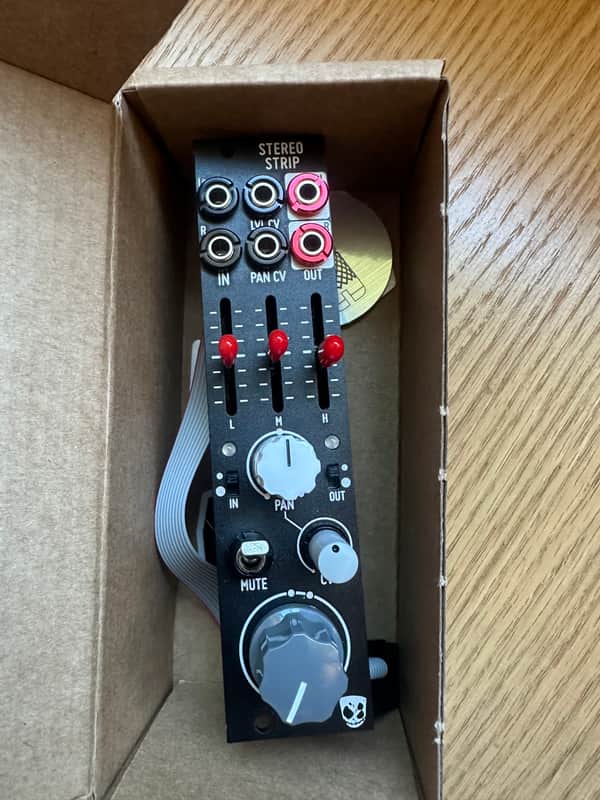 Befaco Stereo Strip Eurorack Synthesizer Module