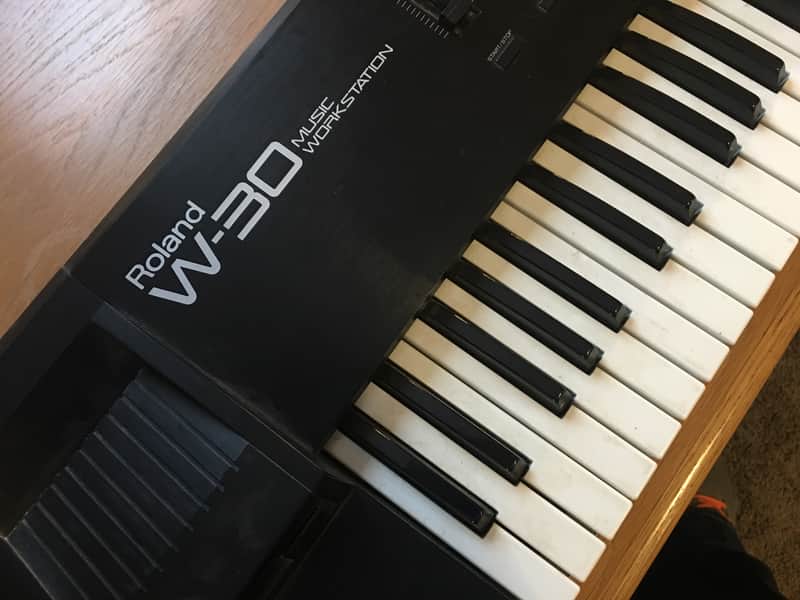 希少 通電のみ Roland ワークステーション シンセサイザー W-30 希少