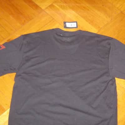 new A+ (with hang tag) genuine Gibson Firebird T-Shirt M (Medium), Black with Red Graphic, 60% Cotton / 40% Polyester - short sleeve GIBS-GA-FBBMM (GA-FBBMM) UPC # 711106533896 image 11