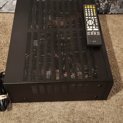 Denon Denon AVR-1312 Home theater receiver with 3D-ready HDMI switching 90s  - Black metal cabinet image 5