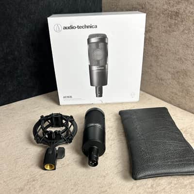 Audio-Technica AT2035 Large Diaphragm Cardioid Condenser Microphone  Black