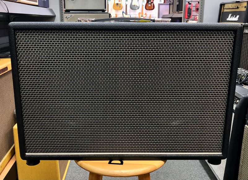 Quilter 2x10 Aviator Gold 120 Watt 2x10 Extension Cabinet - Pre Owned image 1