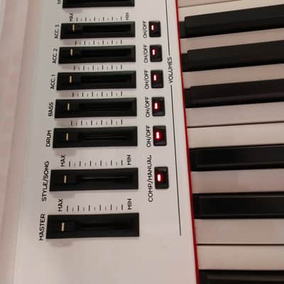 Viscount Maestro Digital Grand Piano 1990's High Gloss White image 3