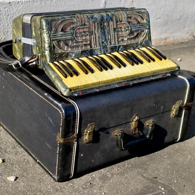 Hohner Verdi III B Piano Accordion LMM 41 120 image 2