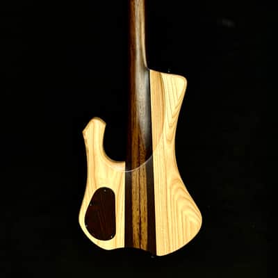 MG Bass Extreman Fretless 5 - Bartolini pickup Macassar ebony fingerboard image 7