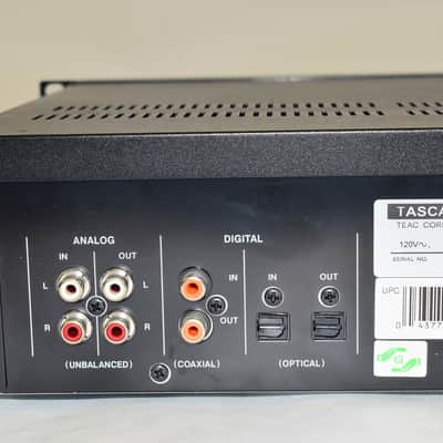 TASCAM CD-RW900SL Slot-loading CD Recorder image 8