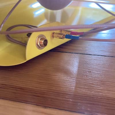 Verso Cosmo 2021 Yellow image 4