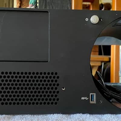 SONNET-xMAC PRO SERVER PCIe 2.0 Thunderbolt 2 Expansion System- 4U RACKMOUNT ENCLOSURE FOR MAC PRO-(Circular)-WORKS GREAT-VG+ image 1