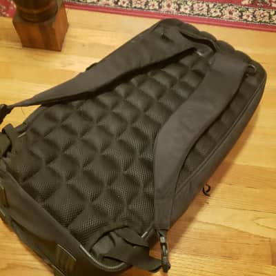 Line 6 Helix LT 2017 -w/ Helix Backpack! Please Read Listing! image 2