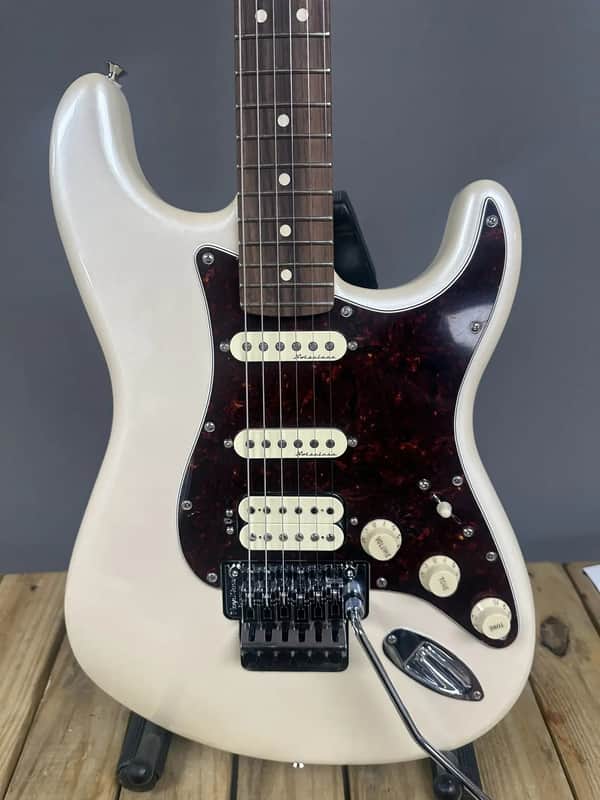 Fender PLAYER II MOD STRAT FR RW OLP 2025 Creme Guitars image 1