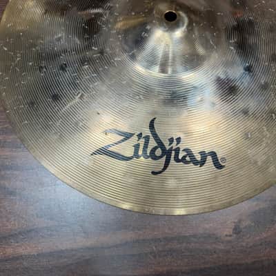 Zildjian ZBT 16" Crash Cymbal - 927 grams image 4