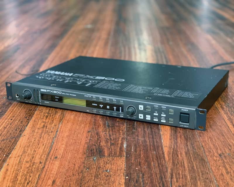YAMAHA FX900 | Reverb