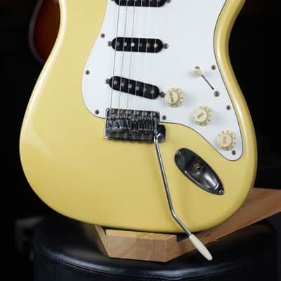1989 -1990 Fender Stratocaster ST-72 / CST-50R, Made in Japan - Butter Yellow / Pro Setup image 3