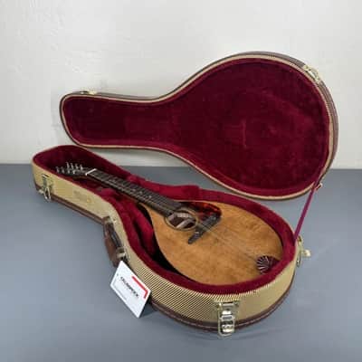 Handcrafted Mandolin with Distinctive Wooden Body and Tortoiseshell Pickguard image 1