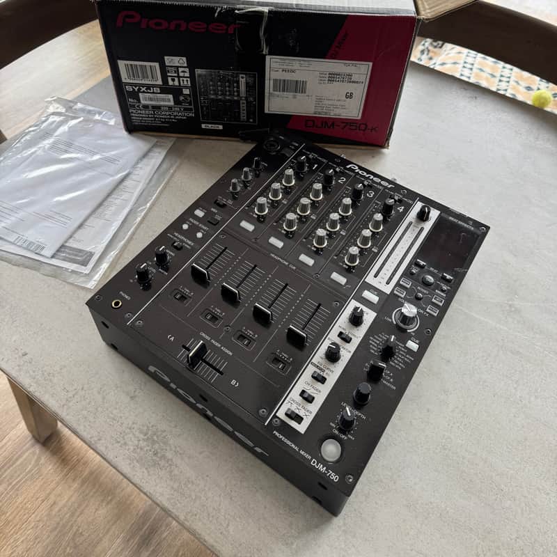 2010s Pioneer DJM-750-4-Channel Digital DJ Mixer Black