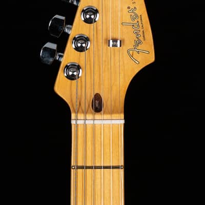 Fender American Professional II Stratocaster Maple Fingerboard Olympic White (851) image 5