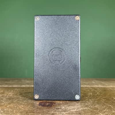 Walrus Audio Jupiter Multi-Clip Fuzz V2 2017 - 2025 - Grey / Red image 3