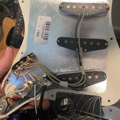Fender American Ultra Stratocaster 2020 with Pure Vintage 57/62 pickups 2020 - Cobra Blue image 5