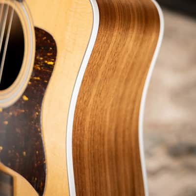 Taylor 210ce Dreadnought Acoustic/Electric Guitar with Gig Bag image 12