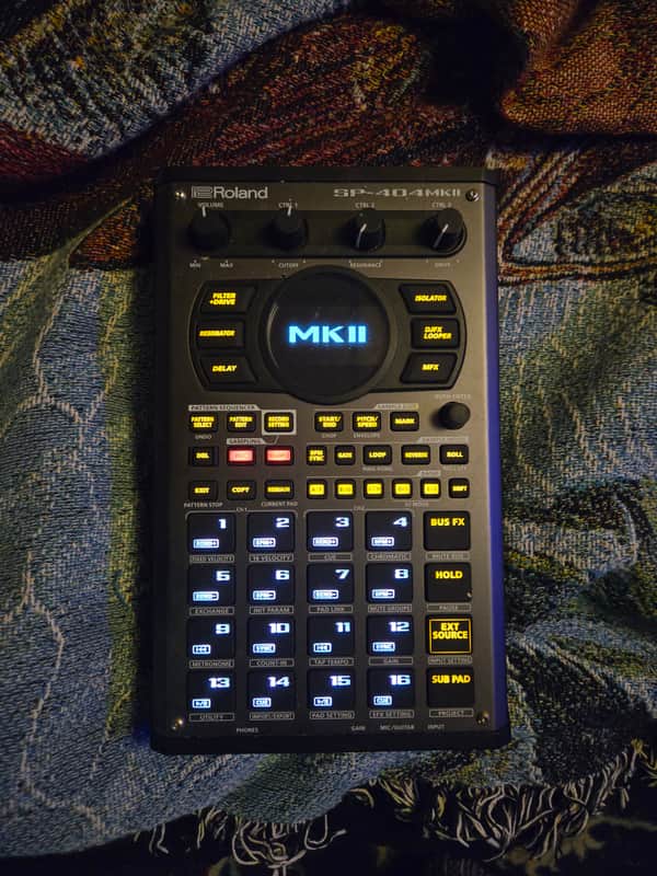 Roland SP-404MkII 2021 - Present - Gray image 1