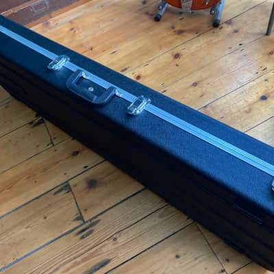 Stagg ABS Bass Guitar Hard Shell Case image 4