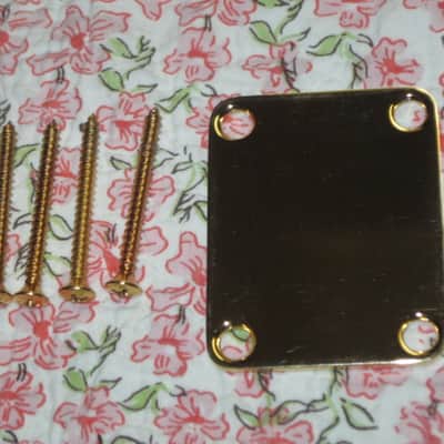 very lightly relic'd genuine Fender Gold Four Bolt Neck Plate (gold plated steel) +screws p/n 0991447200 (blank, NO Micro-Tilt Adjustment) from 2002-2003 SRV Artist Ser Strat (NO guitar) but can be used on dif year guitar / bass] Screws: # 8, 1&1/4" L image 1