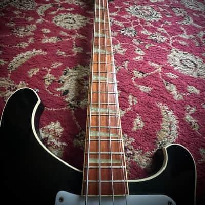 1975 Rickenbacker 4001 - Jetglo - All original With Case- Light Weight image 5