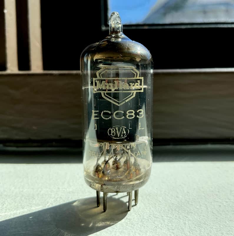 VINTAGE 1962 MULLARD ECC83 / 12AX7  - BLACKBURN FACTORY - MADE IN THE UK - BRITISH VALVE ASSOC STAMP - VERY GOOD CONDITION image 1