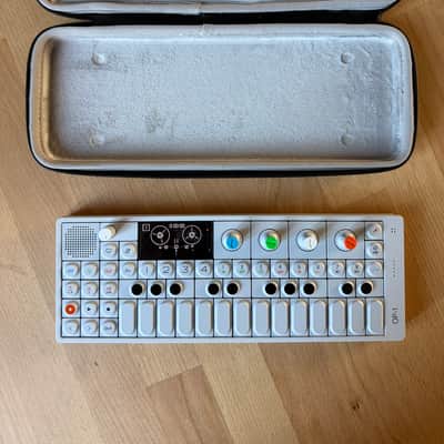 Teenage Engineering OP-1 image 4