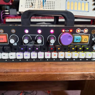 Chompi Club looper/sampler image 2