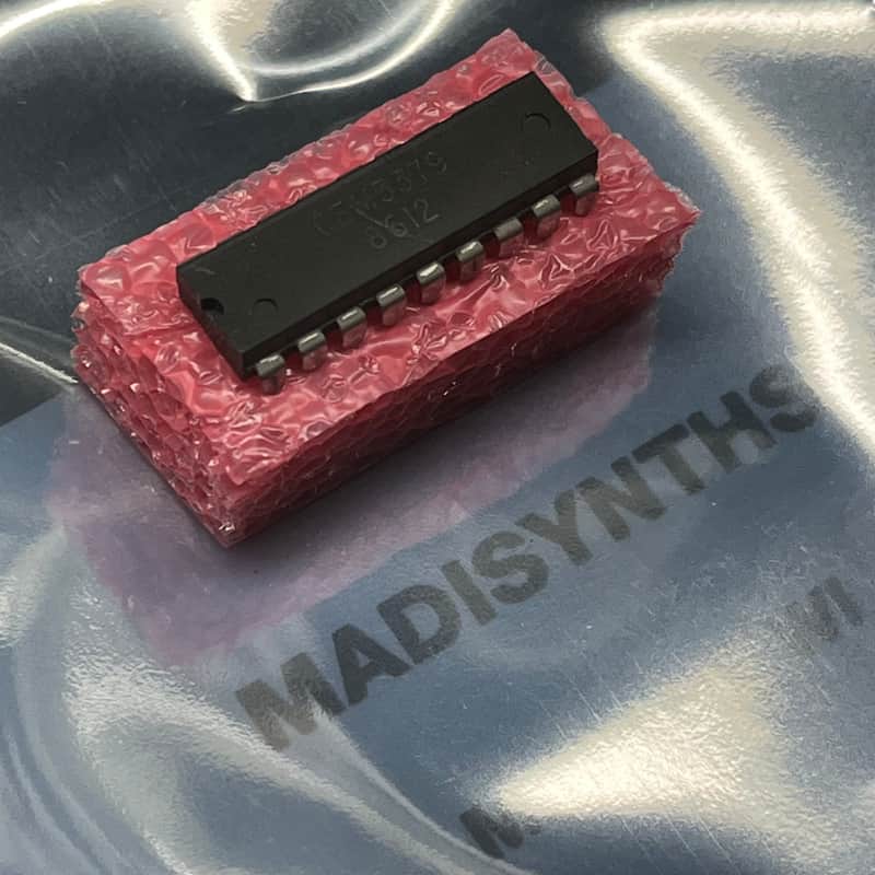 ORIGINAL Curtis CEM3379 Synthesizer IC for Ensoniq ESQ-1 (both), ESQ-M, SQ-80, Sequential Prophet-2000/2002, Doepfer A-107/109 image 1