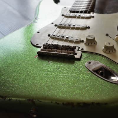 Fender Custom Stratocaster Heavy Relic Lime Green Sparkle CS Texas Specials image 2