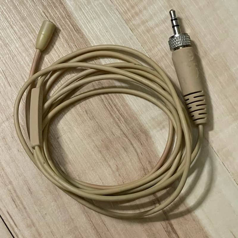 Sennheiser MKE Essential Omnidirectional Lavalier Microphone 2019 - Present - Beige image 1